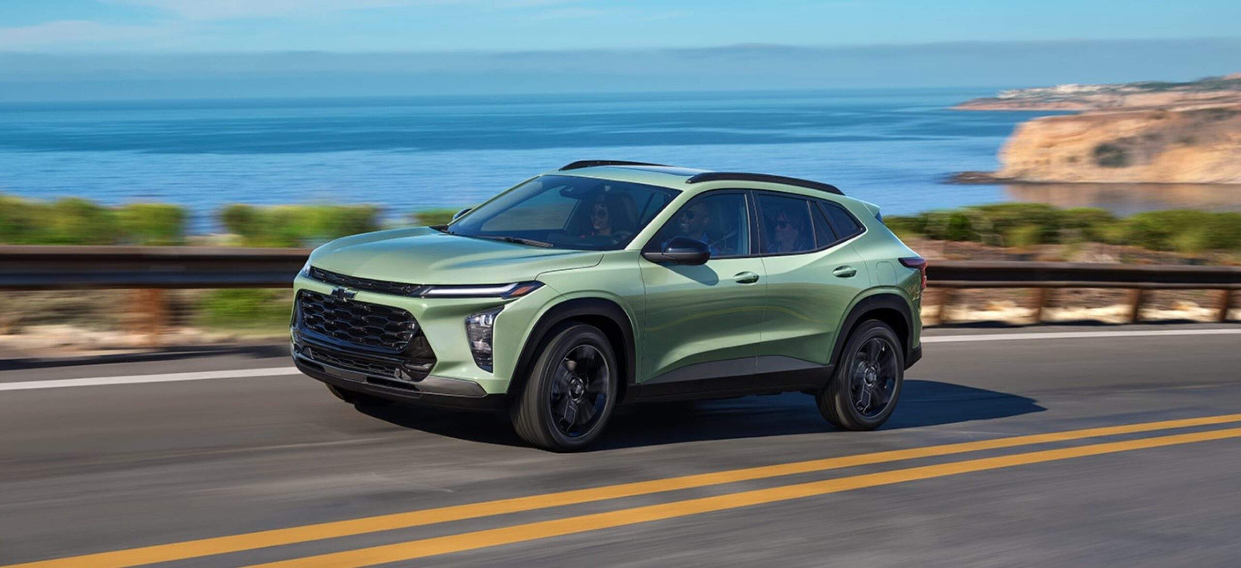 Hero Image Trax 2026 – Driving by Ocean