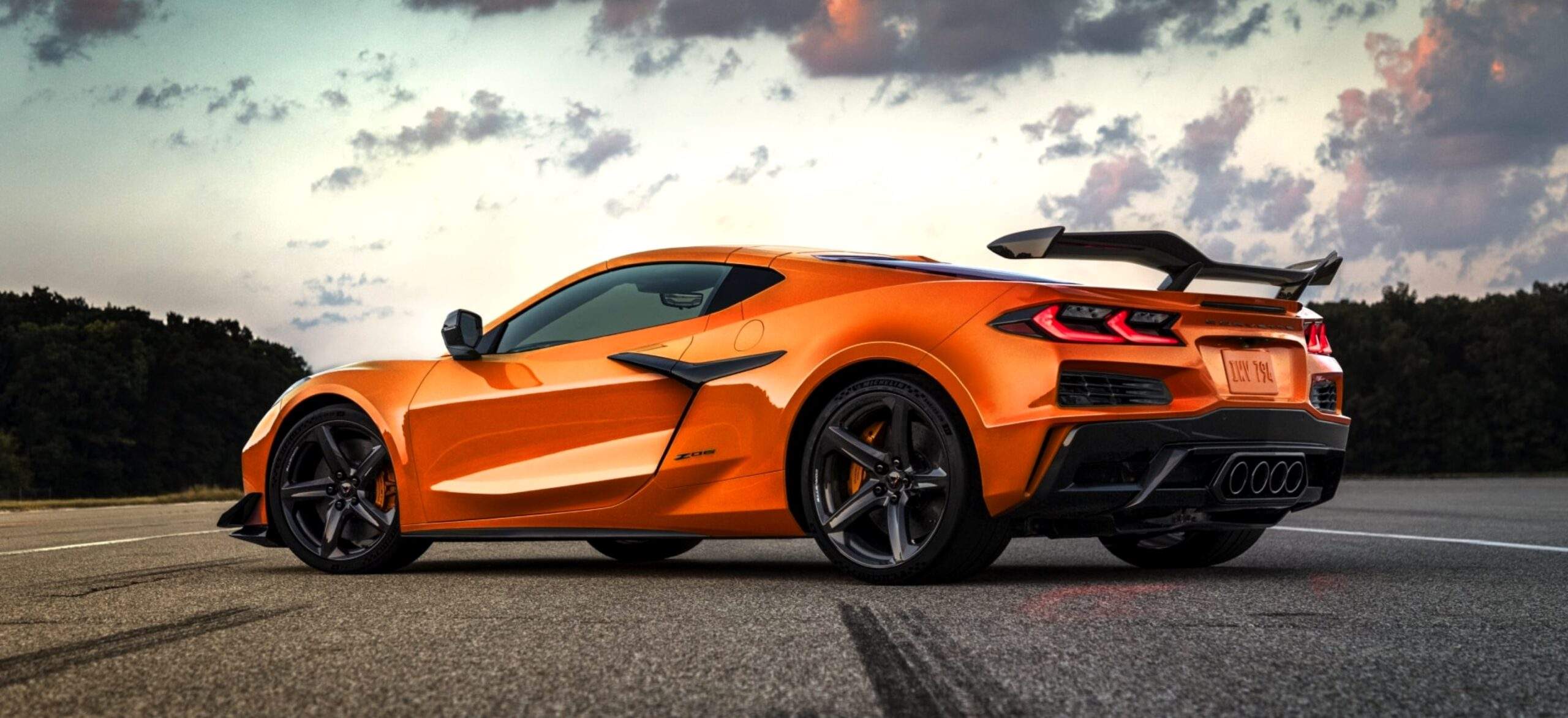 hero-background-Corvette Z06